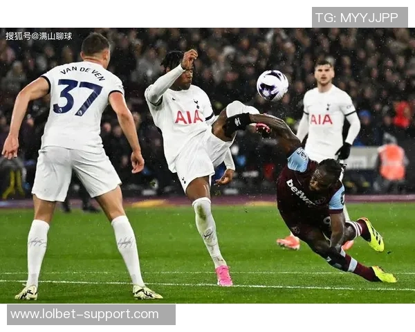 国王杯精彩对决曼联6-2热刺神扑瞬间引爆全场点评解析