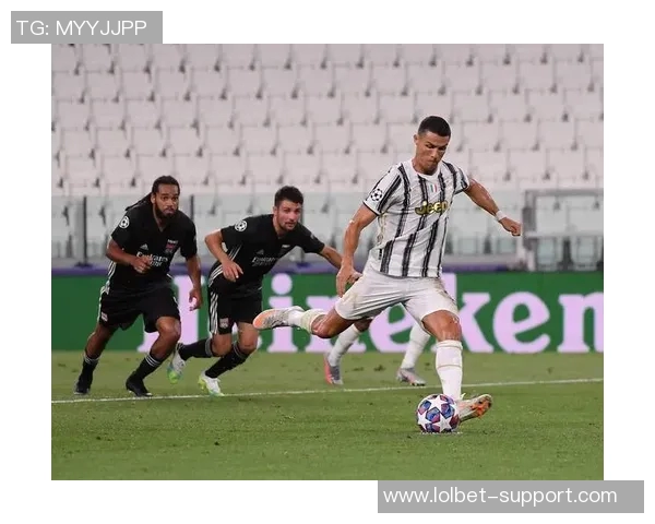 友谊赛波尔图与尤文图斯激战成平局红牌事件引发全场热议