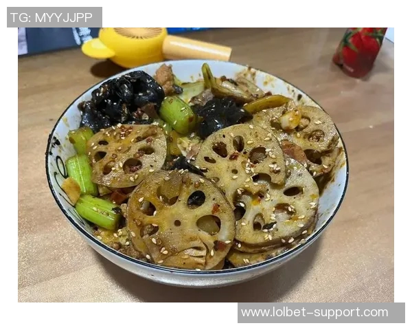 姚明在休闲时光中选择炸鸡的背后故事与健康饮食的思考