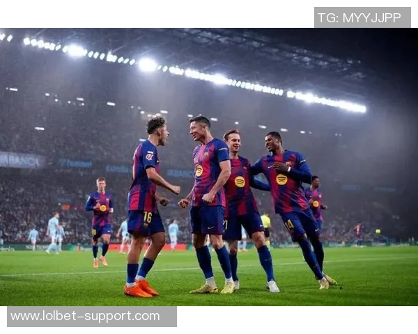 巴萨在世界杯大战中以3-0战胜皇马球员帽子戏法点燃全场激情