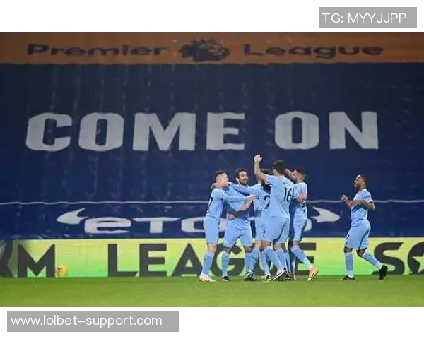 德甲热刺与巴黎圣日耳曼激战成平乌龙球瞬间点燃全场激情