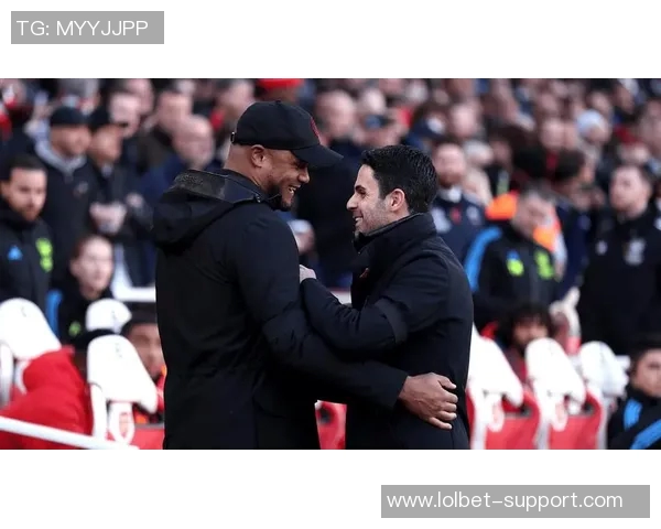 意甲激战阿森纳与拜仁握手言和神扑瞬间点燃全场激情 意甲激战阿森纳与拜仁握手言和神扑瞬间点燃全场激情