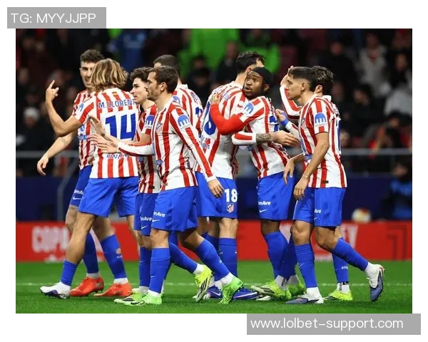 国王杯激战拜仁大胜曼城红牌争议引发全场热议与转会传闻