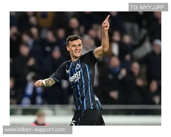 中超热刺与莱比锡激战成平局神扑引发争议判罚全场沸腾